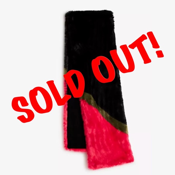 Ann Taylor Faux Fur Stoles - Picture 5 of 7